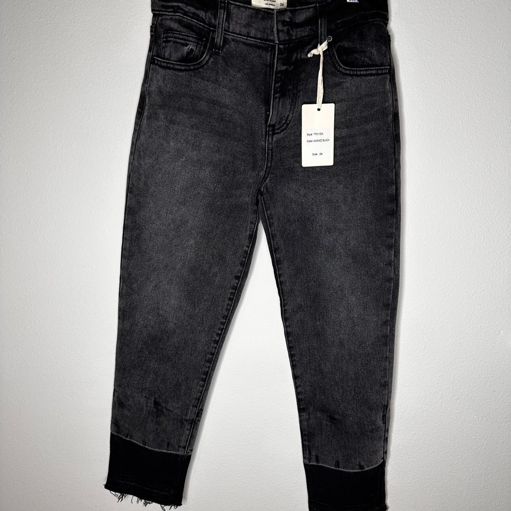 Classic Black Cropped Jeans for Women